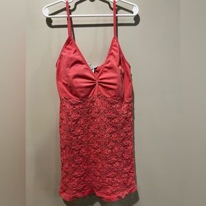 Stretch lace tank top